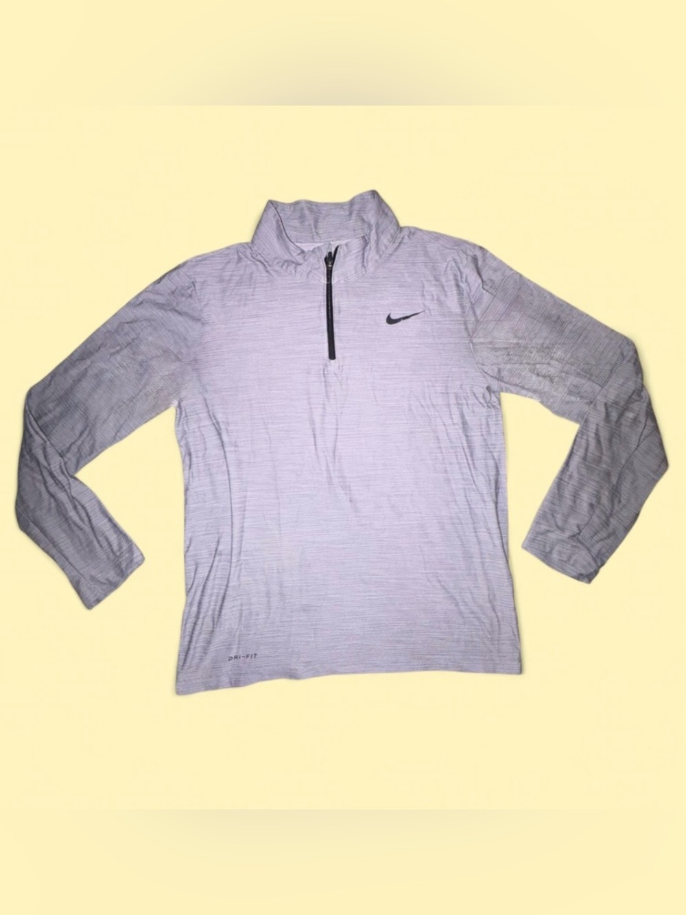 Nike Dri-FIT Men’s Gray 1/4 Zip Pullover - Size Small
